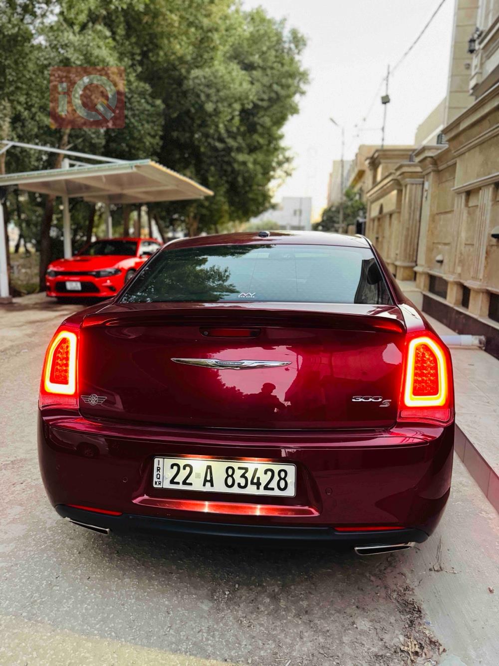 كرايسلر 300